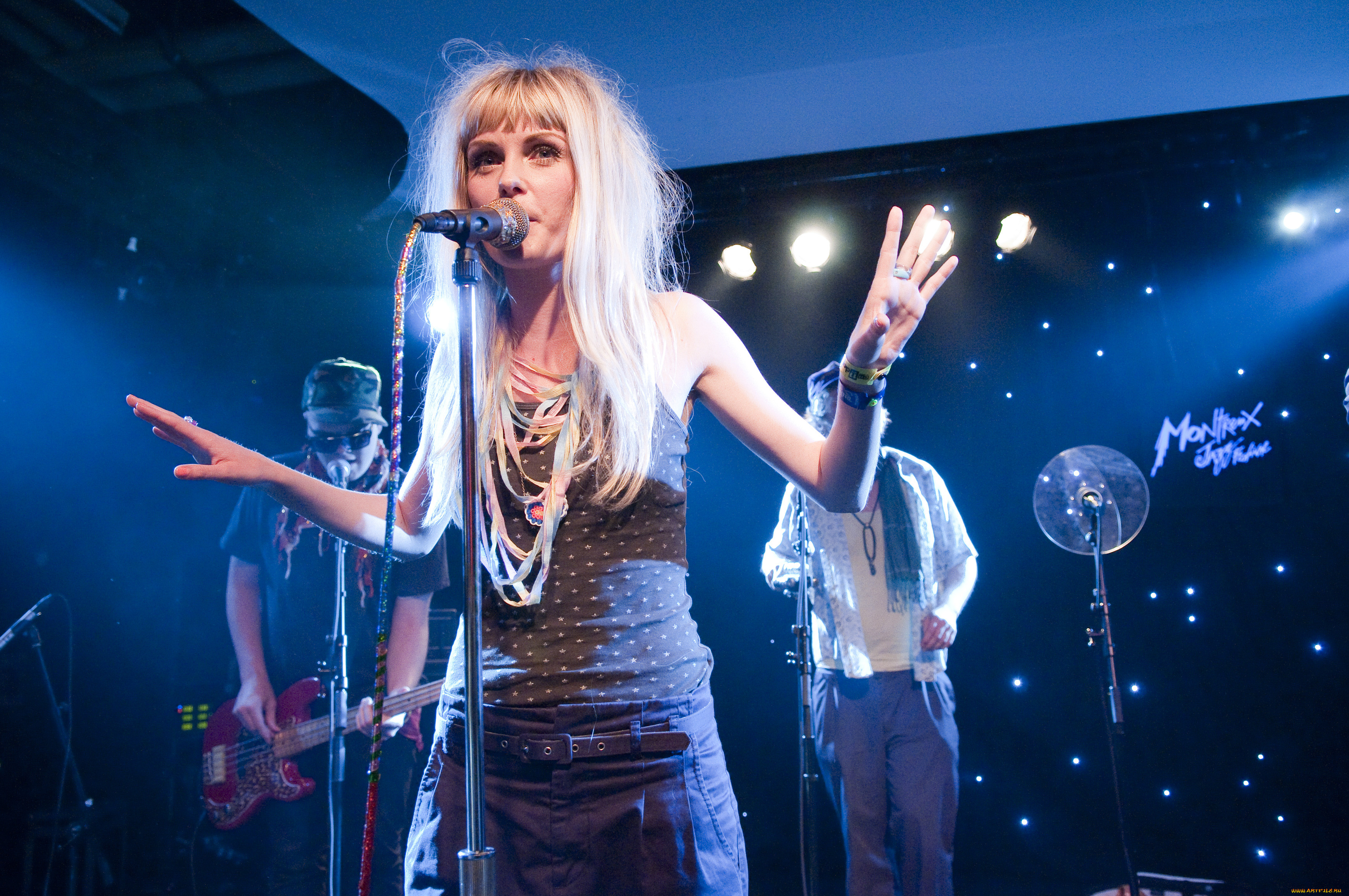 theasteroidsgalaxytour joelsunier, , the asteroids galaxy tour, 